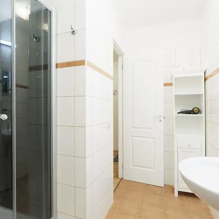 Apartament Center *