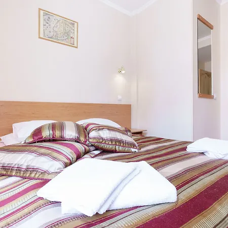 Apartament Center *